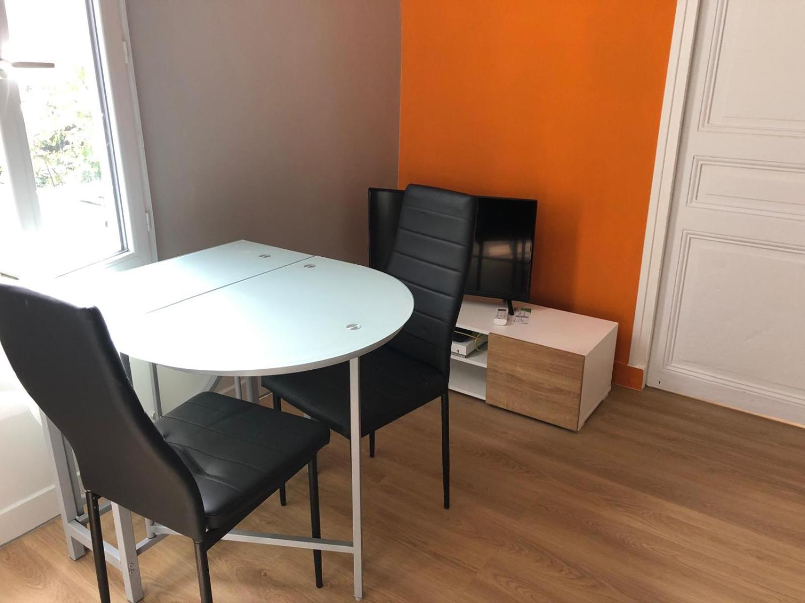 Appartements Saint Gratien 3 Min A Pied Transport Tour Eiffel المظهر الخارجي الصورة